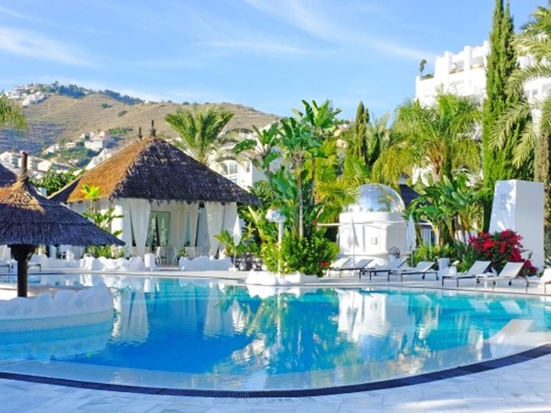 Ngoại cảnh khách sạn