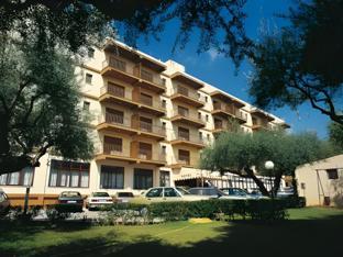 Ngoại cảnh khách sạn