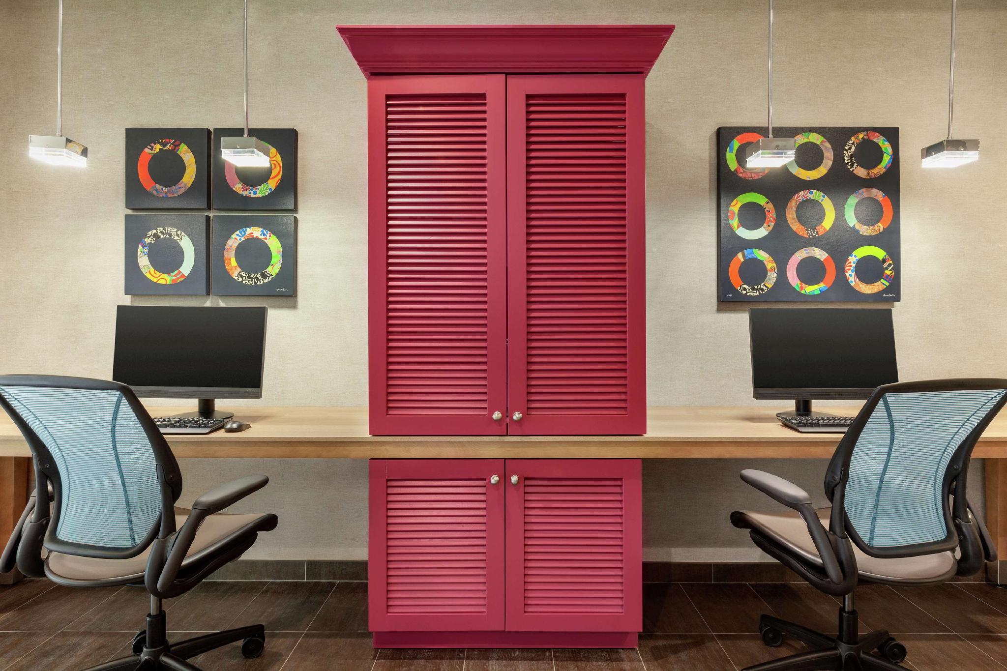 Trung tâm hội nghị