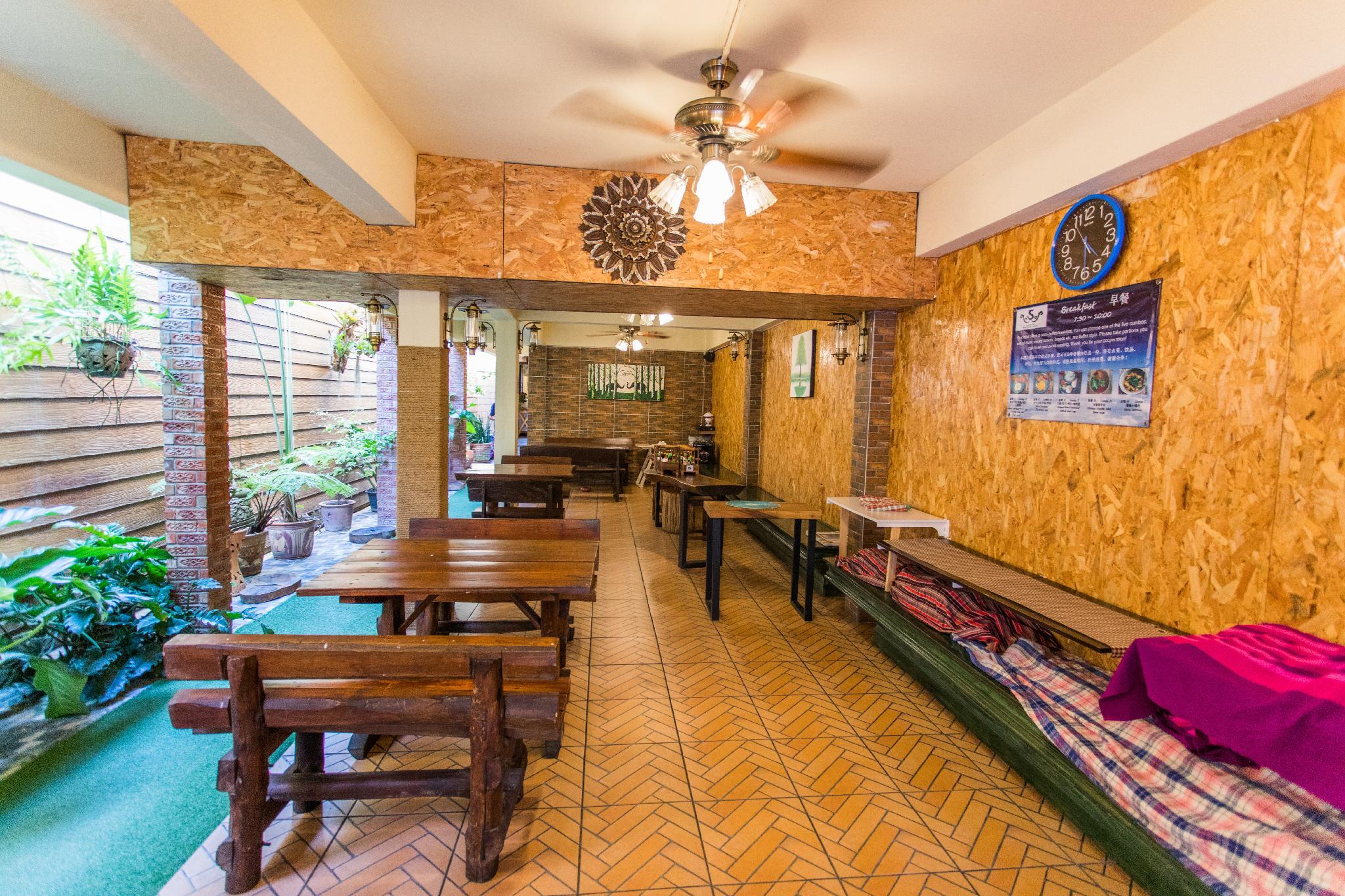 Đồ ăn và thức uống