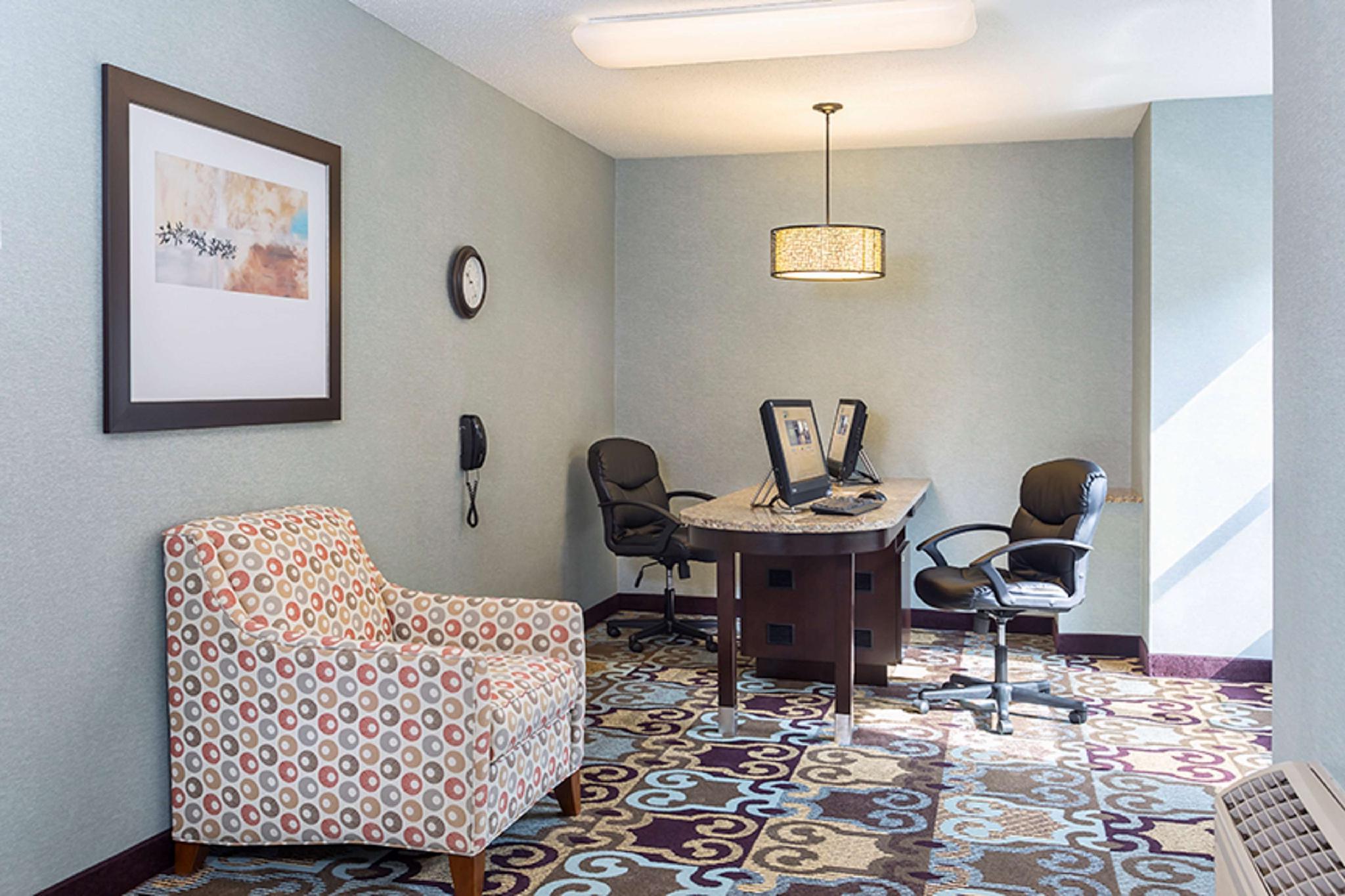 Trung tâm hội nghị