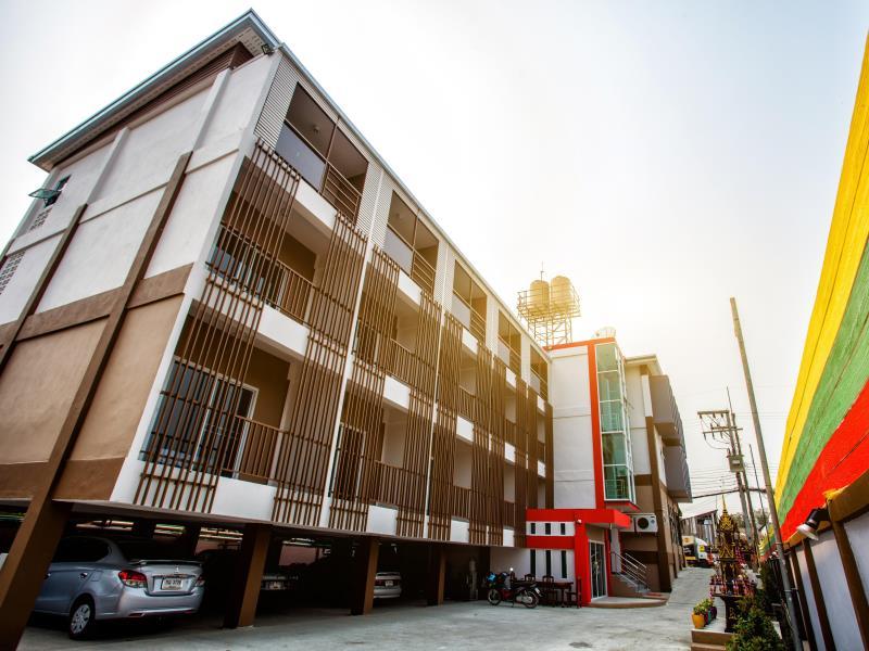 Ngoại cảnh khách sạn