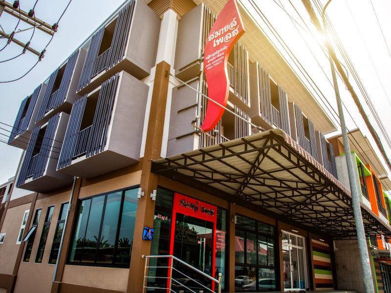 Ngoại cảnh khách sạn