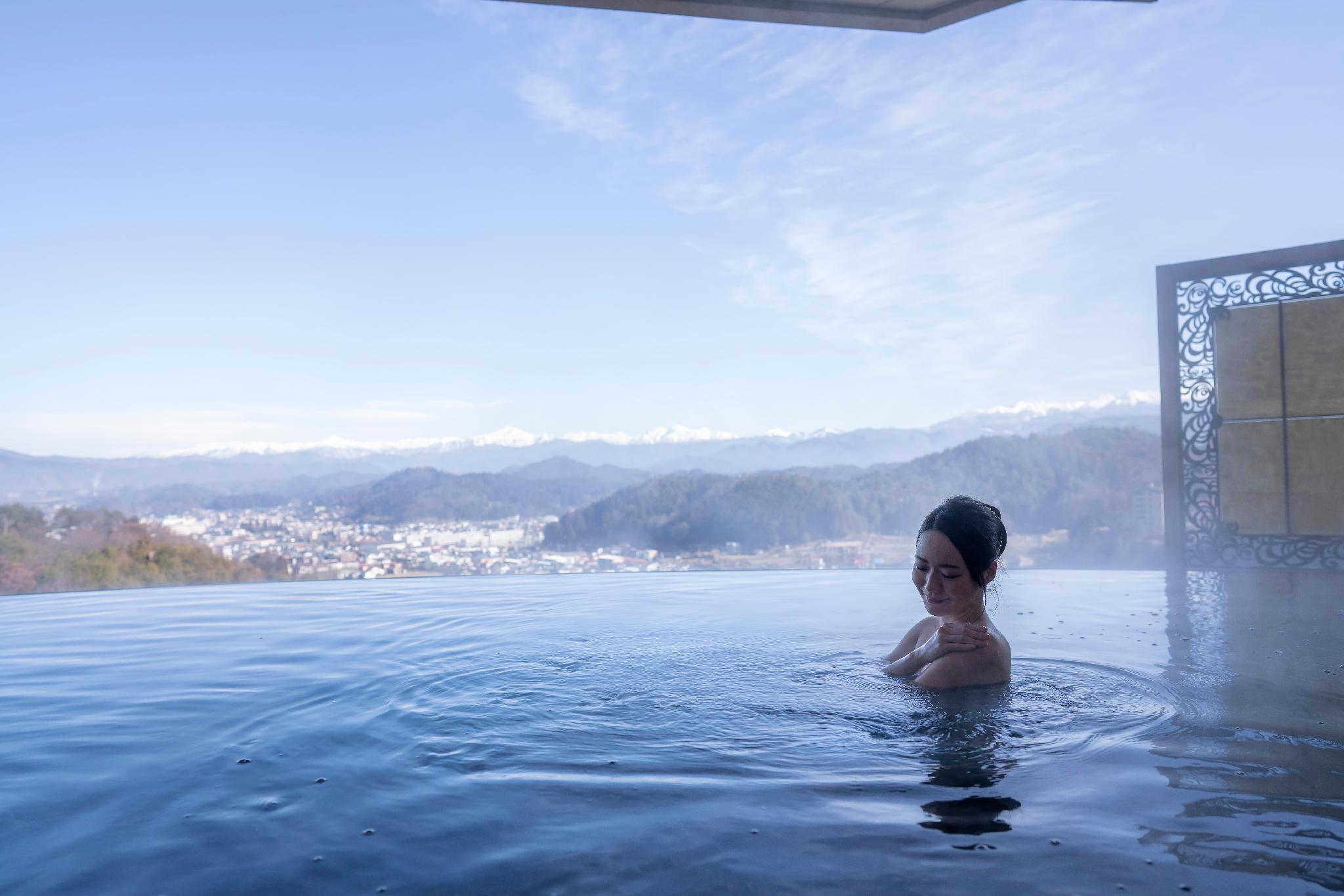 Bồn tắm lộ thiên