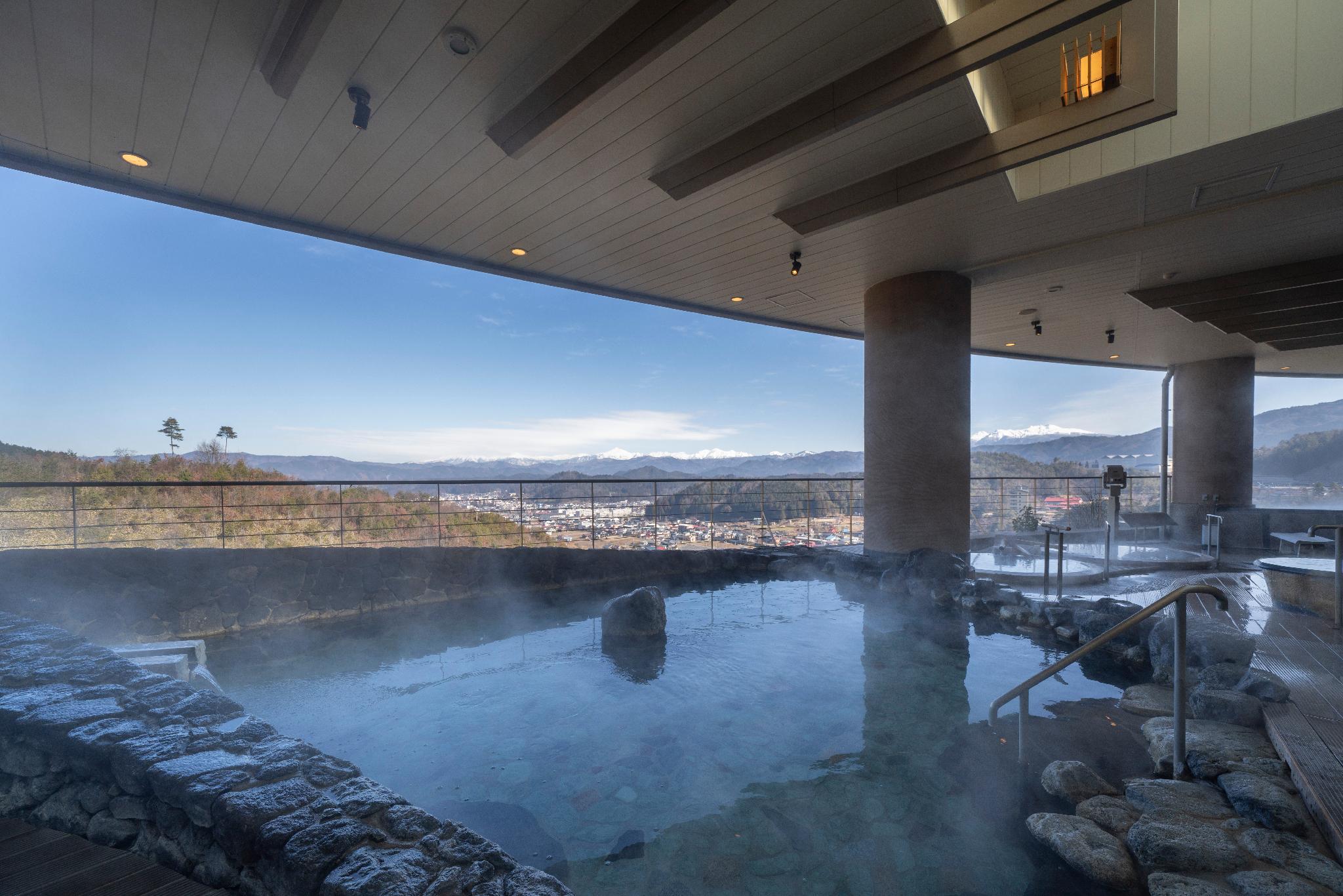 Bồn tắm lộ thiên