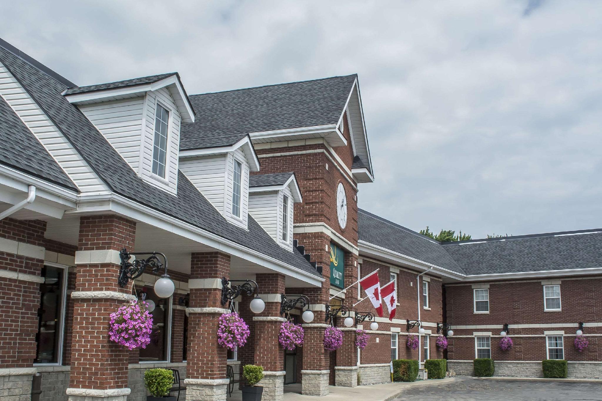 Ngoại cảnh khách sạn