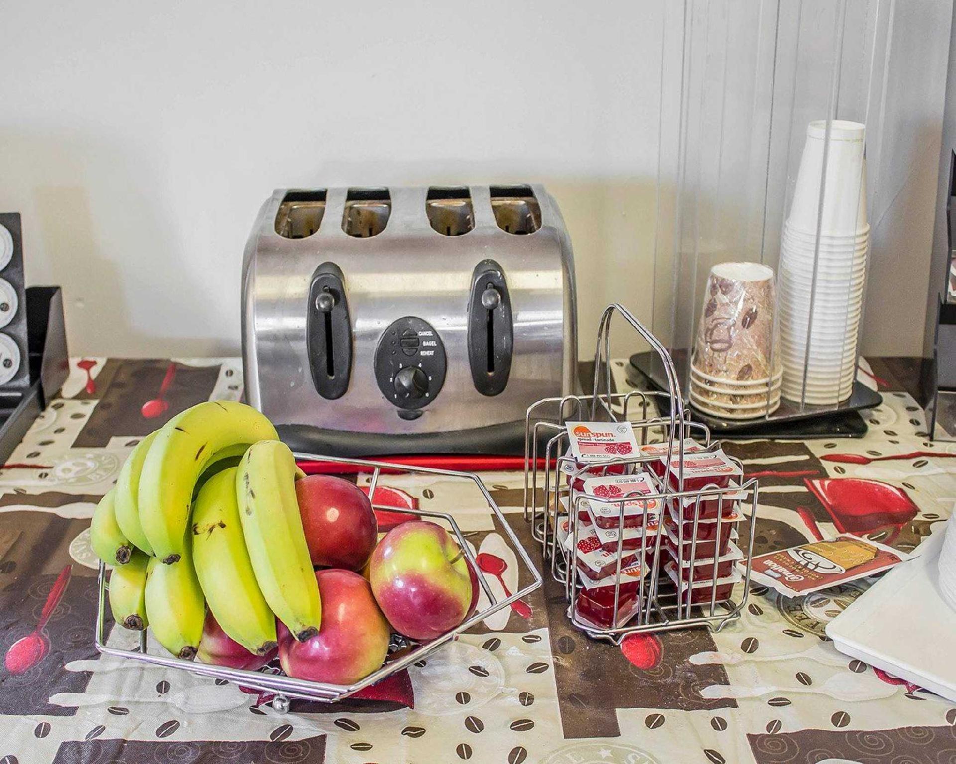 Đồ ăn và thức uống