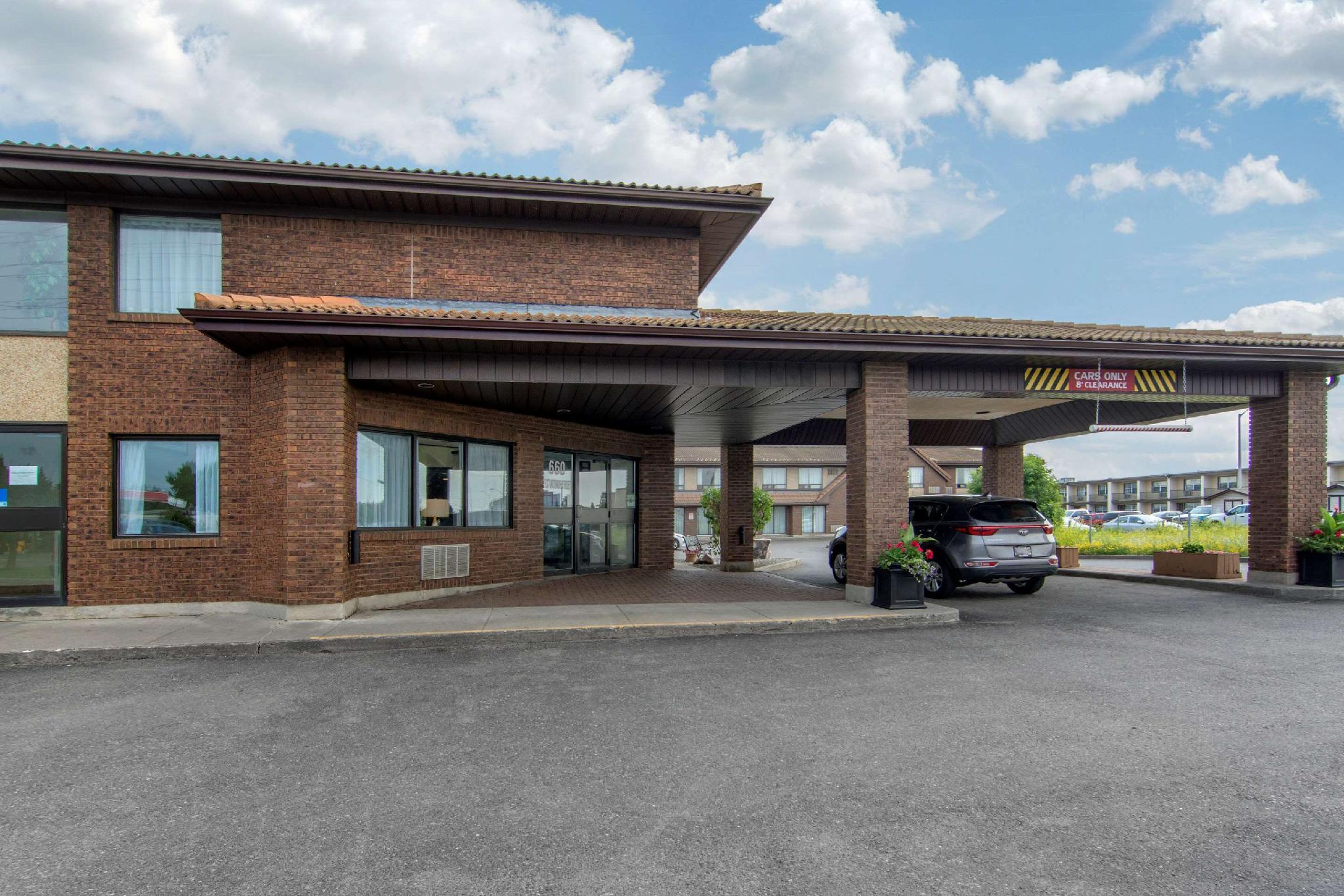 Ngoại cảnh khách sạn