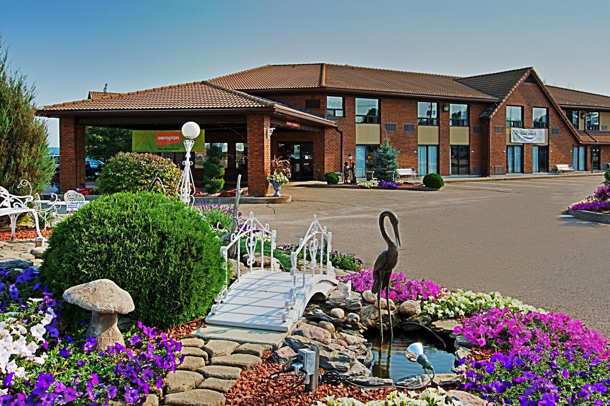 Ngoại cảnh khách sạn