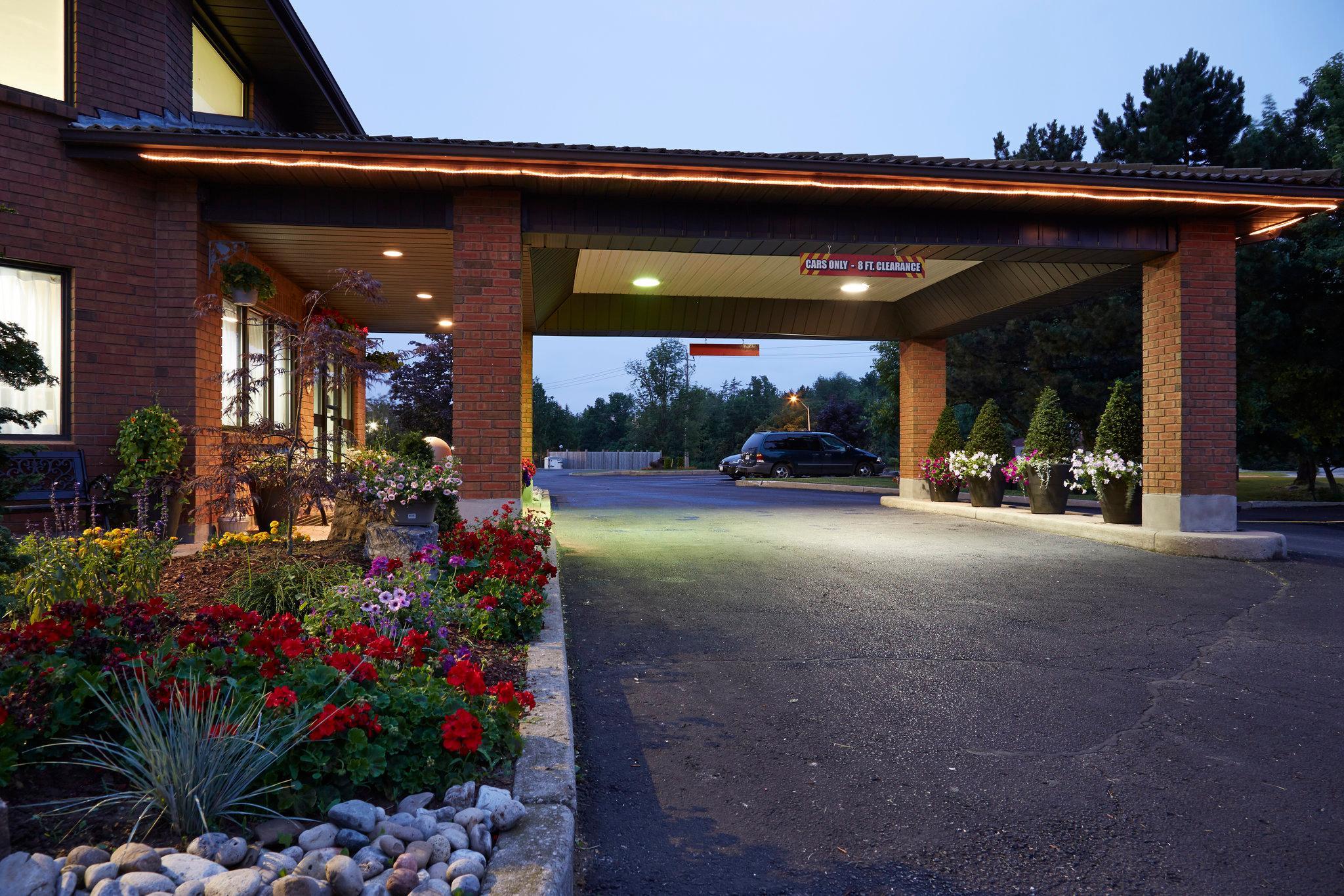 Ngoại cảnh khách sạn