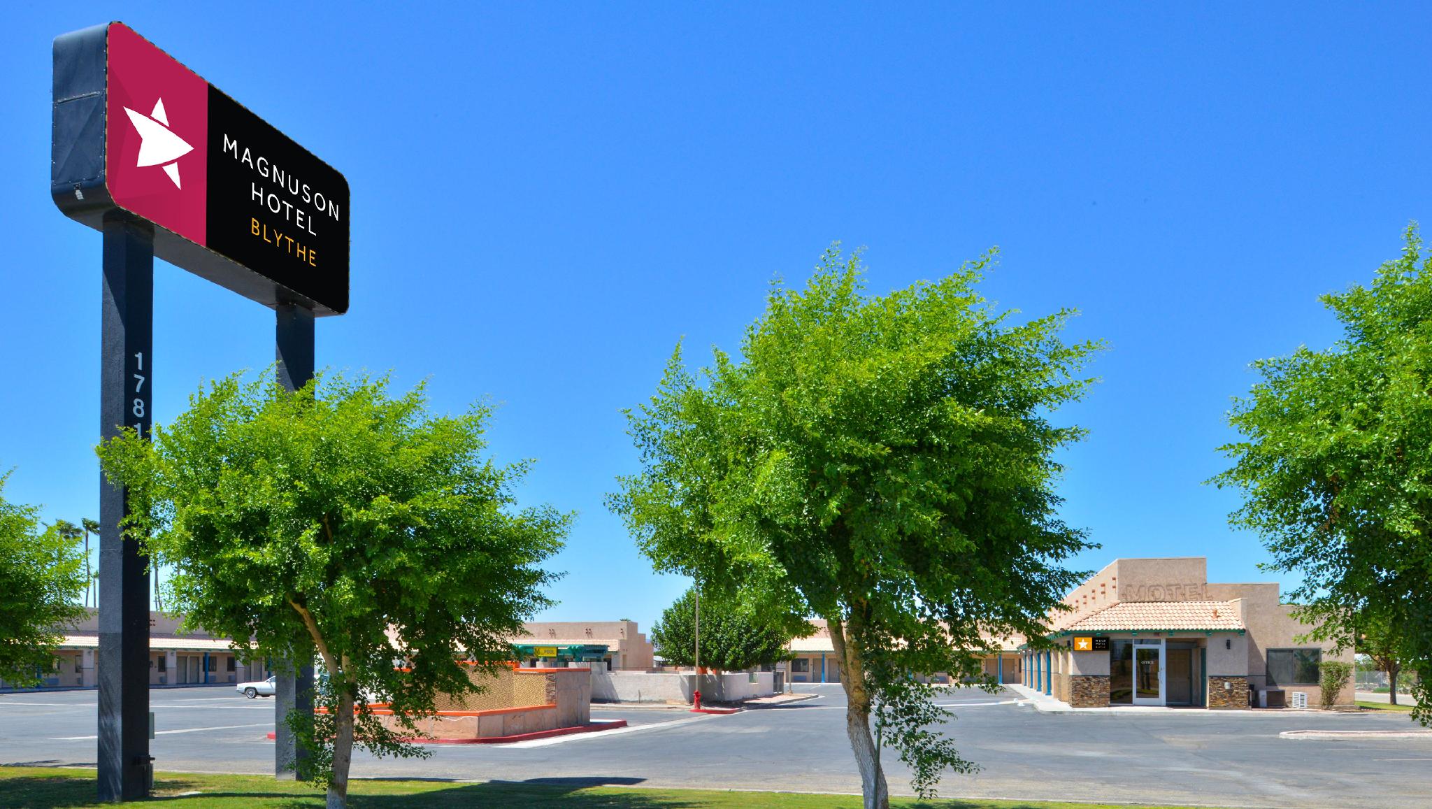 Ngoại cảnh khách sạn