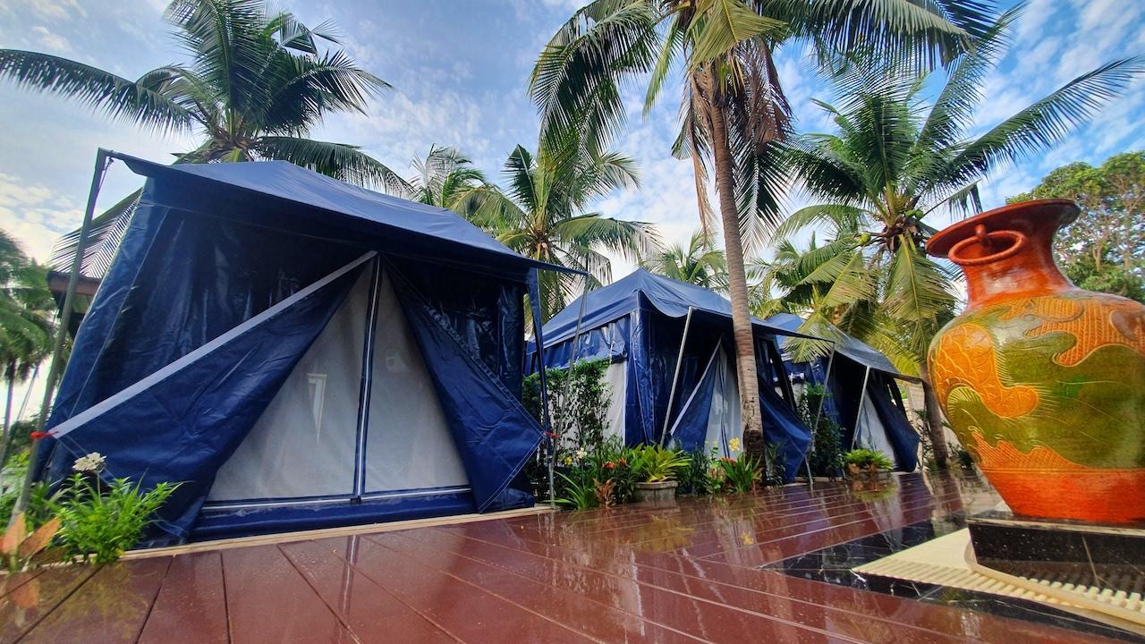 Ngoại cảnh khách sạn