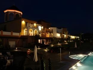 Ngoại cảnh khách sạn