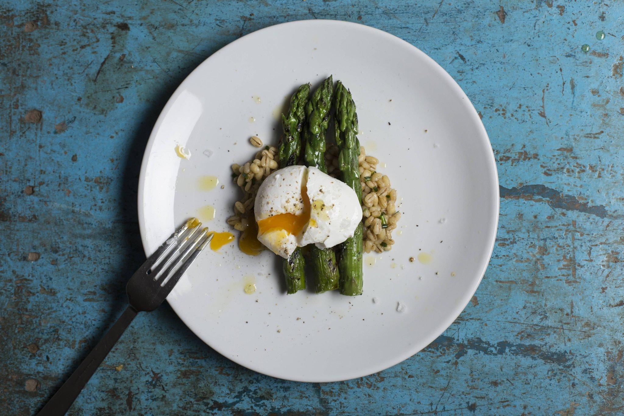 Đồ ăn và thức uống