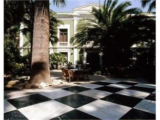 Ngoại cảnh khách sạn