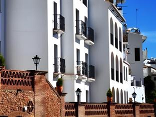 Ngoại cảnh khách sạn