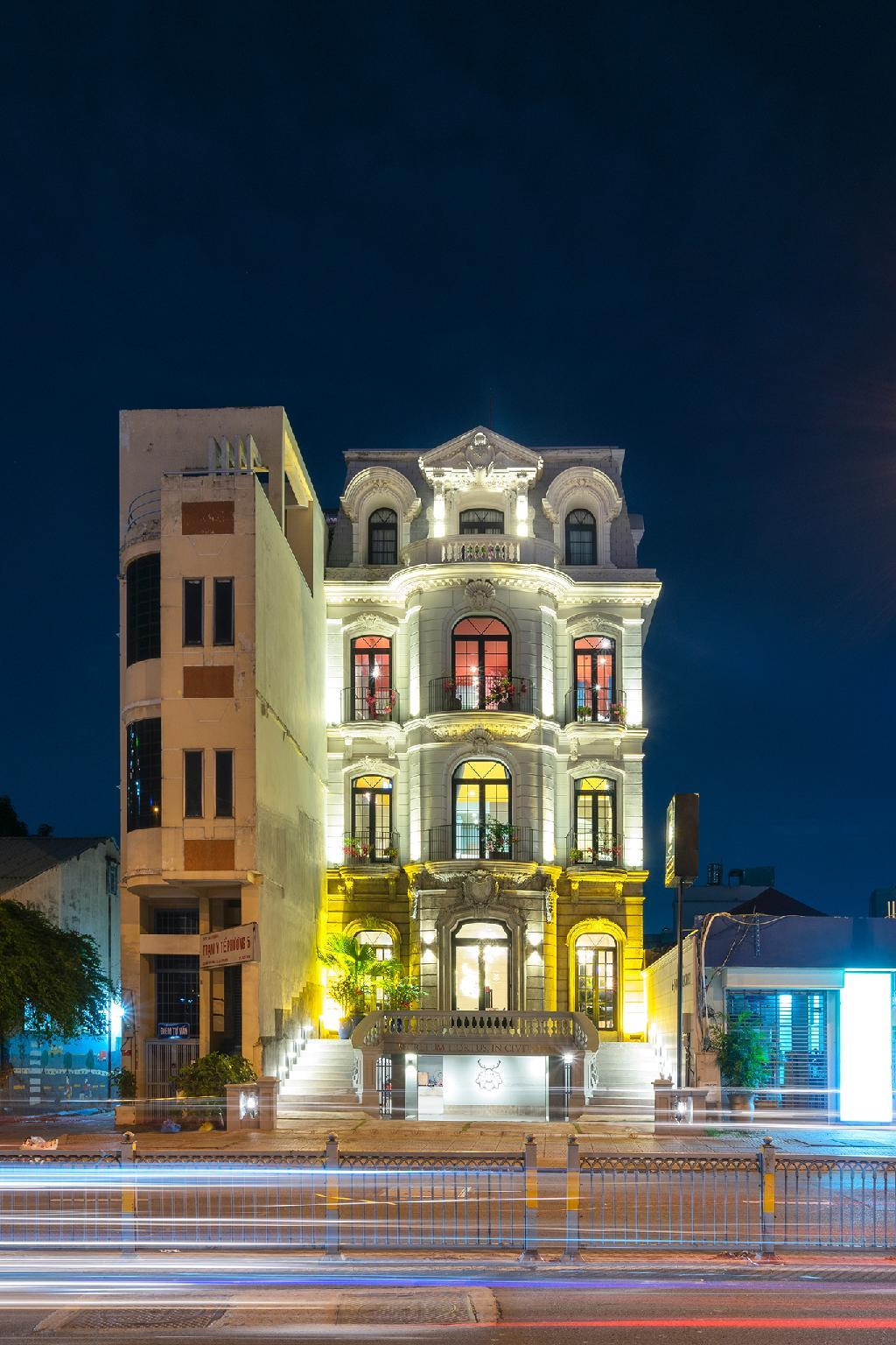 Ngoại cảnh khách sạn