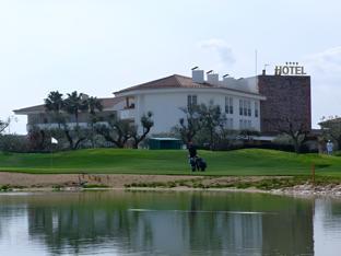 Ngoại cảnh khách sạn