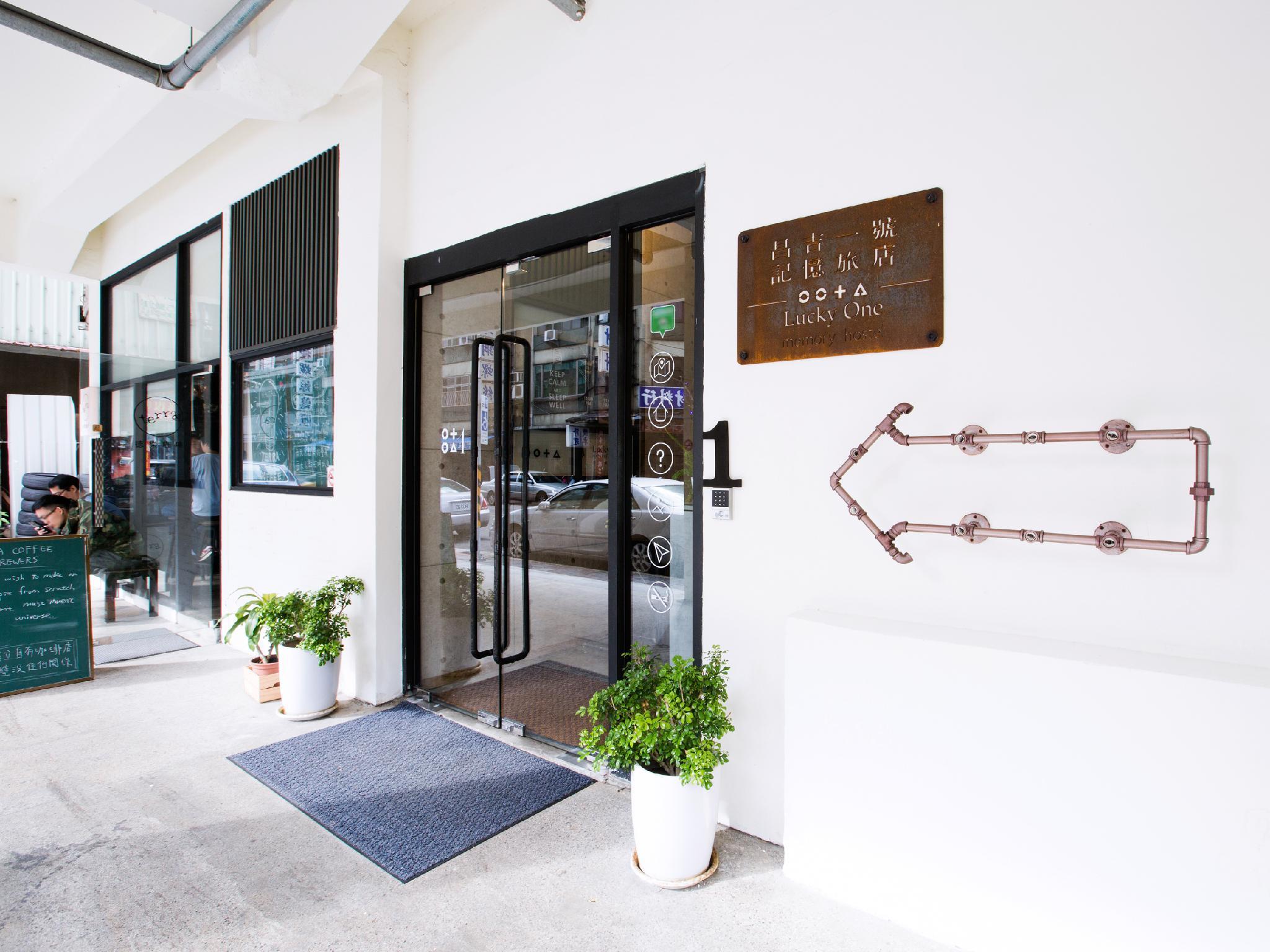 Ngoại cảnh khách sạn