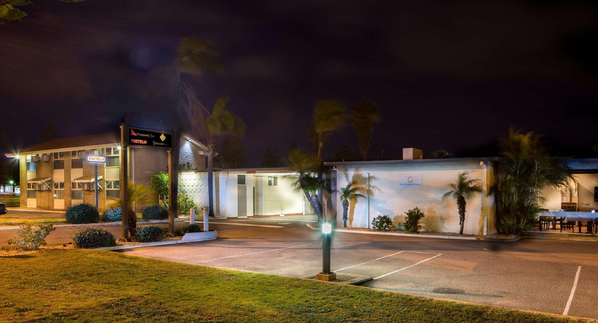 Ngoại cảnh khách sạn