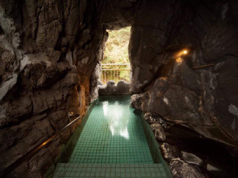 Bồn tắm nước nóng