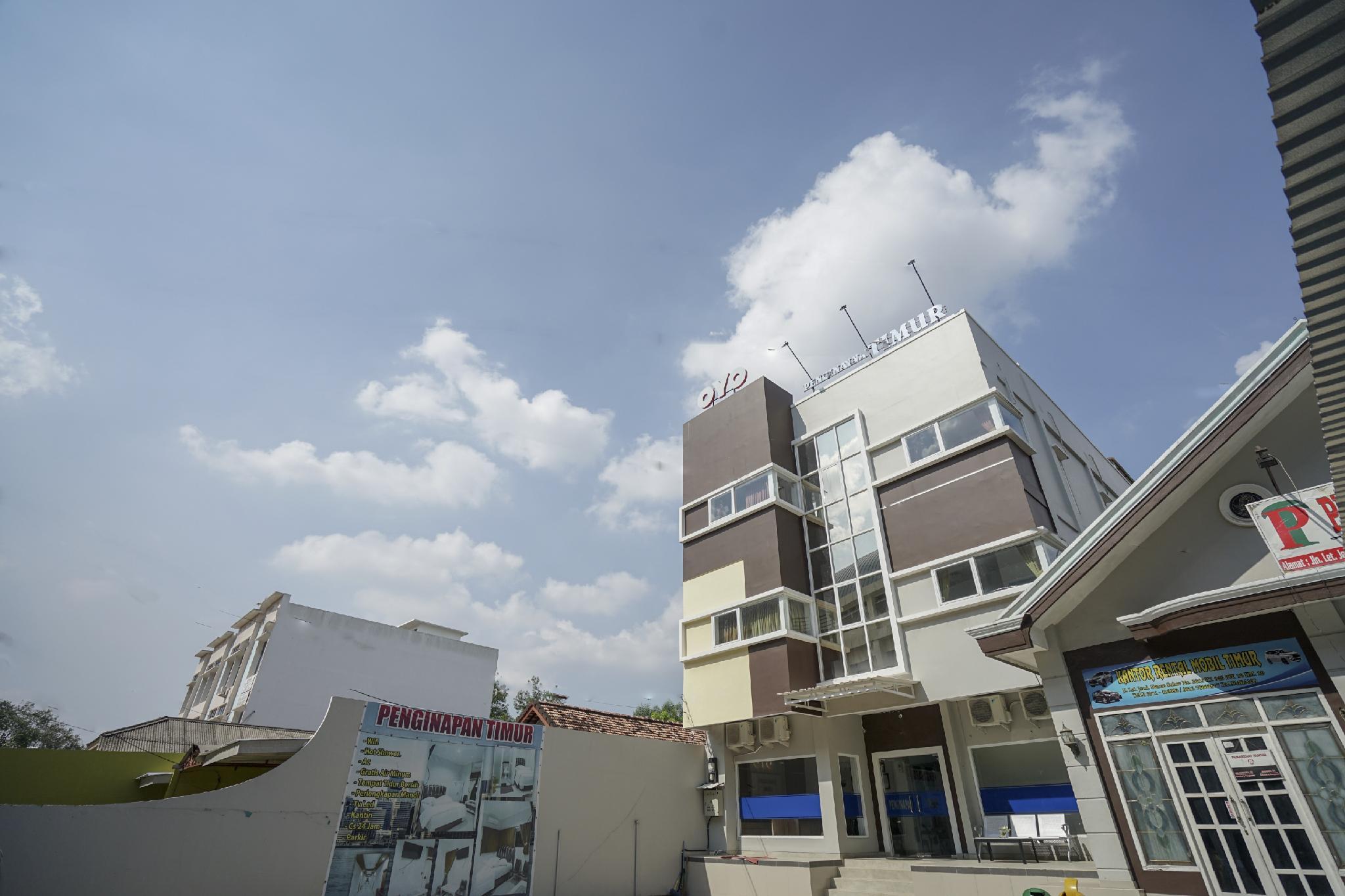 Ngoại cảnh khách sạn