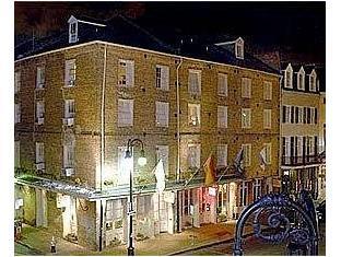 Ngoại cảnh khách sạn