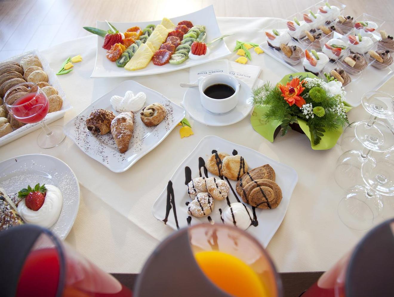 Đồ ăn và thức uống