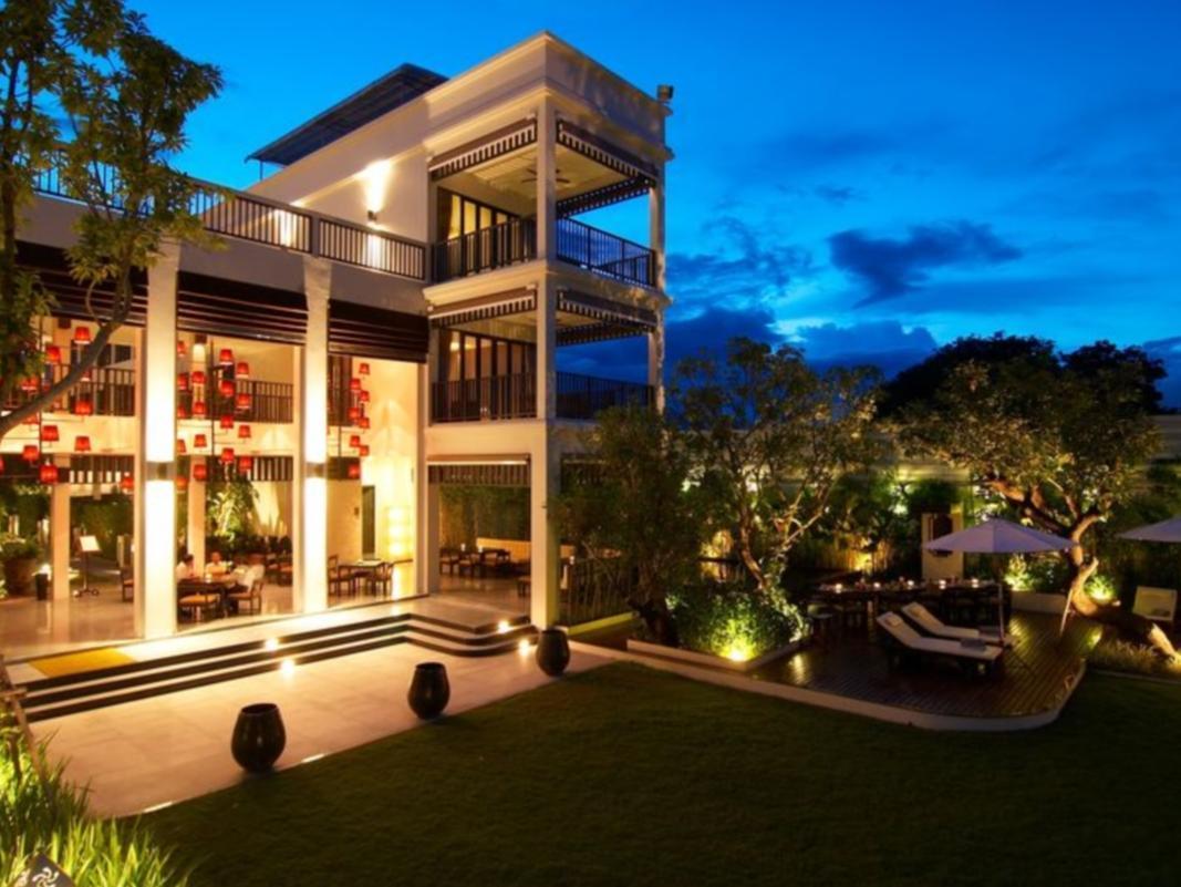 Ngoại cảnh khách sạn