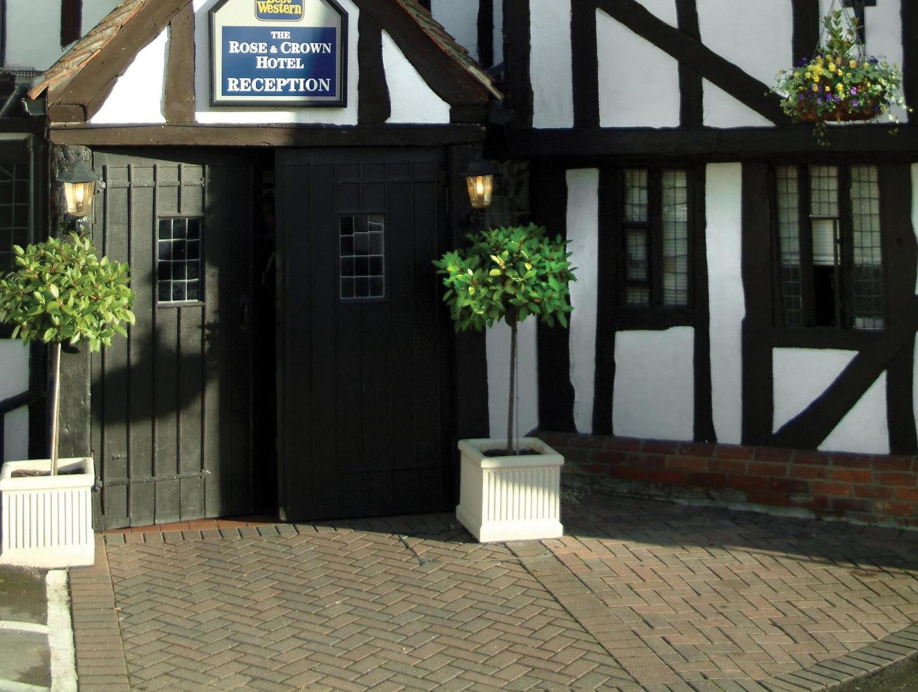 Ngoại cảnh khách sạn