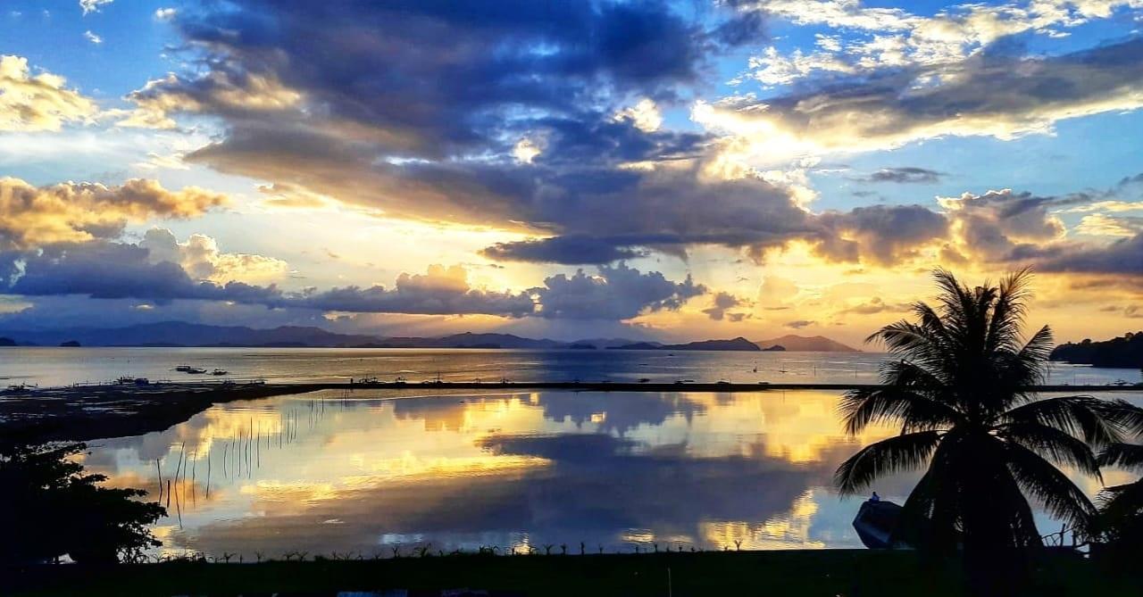 Ngoại cảnh khách sạn