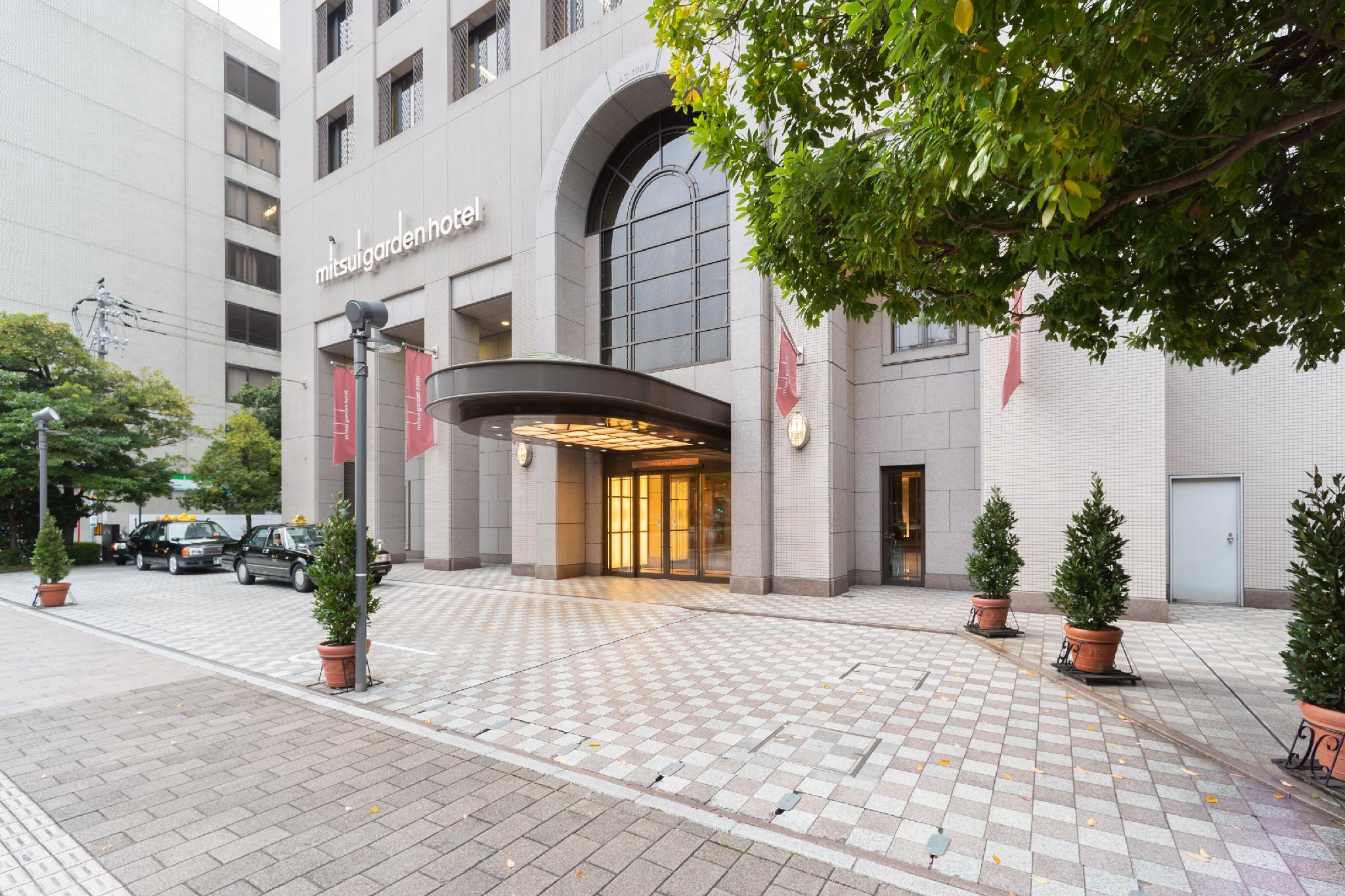 Ngoại cảnh khách sạn