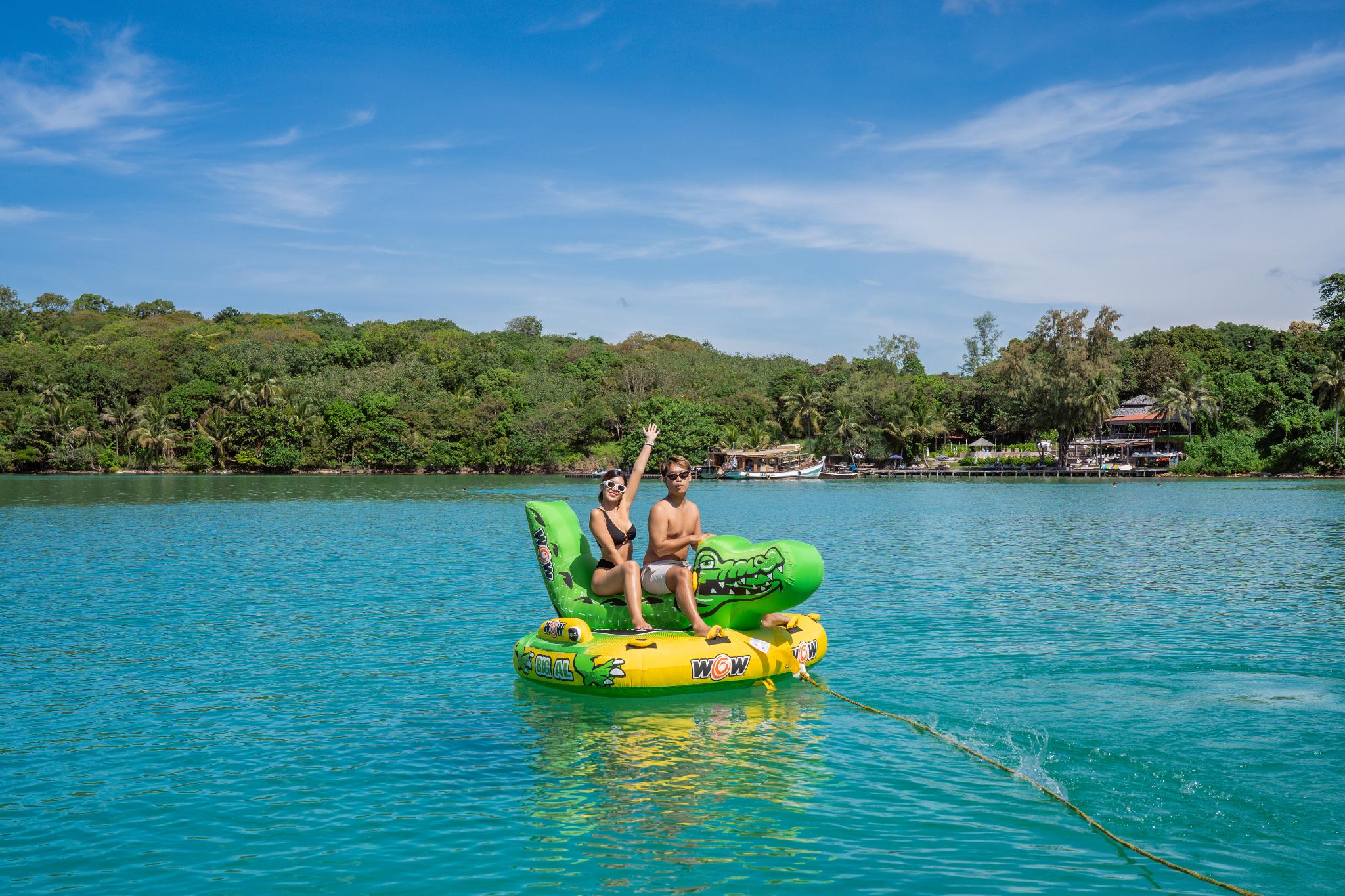 Các môn thể thao dưới nước (có động cơ)