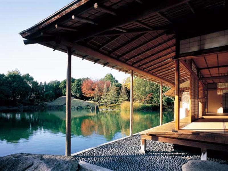 Nơi tham quan gần đây