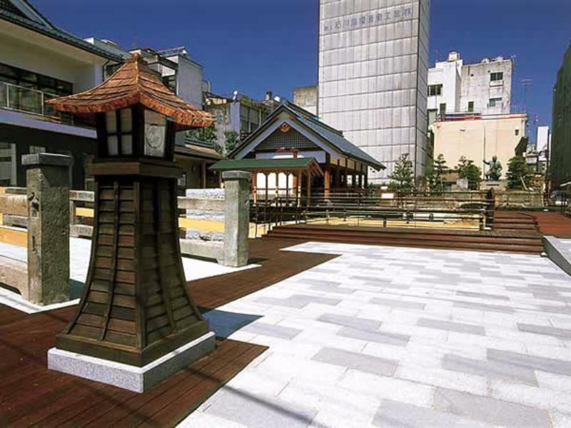 Nơi tham quan gần đây