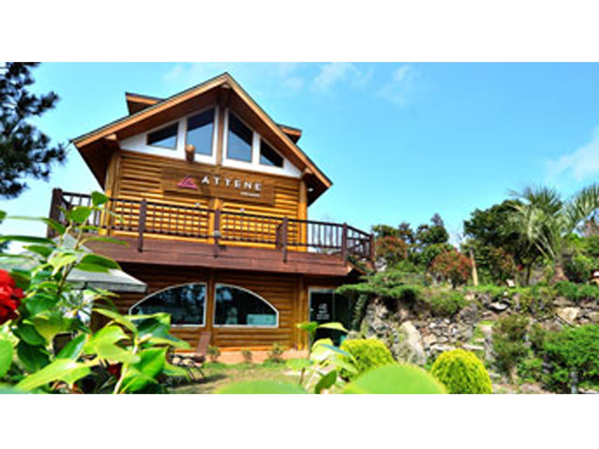 Ngoại cảnh khách sạn