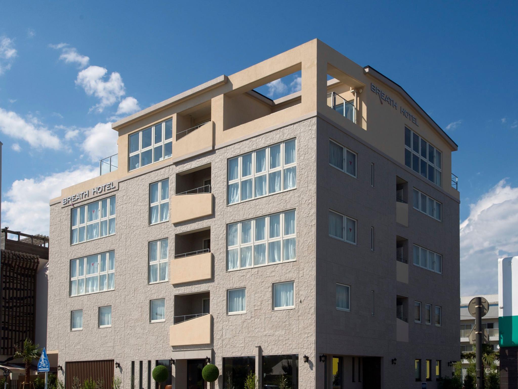 Ngoại cảnh khách sạn