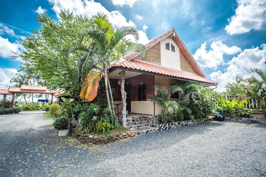 Ngoại cảnh khách sạn