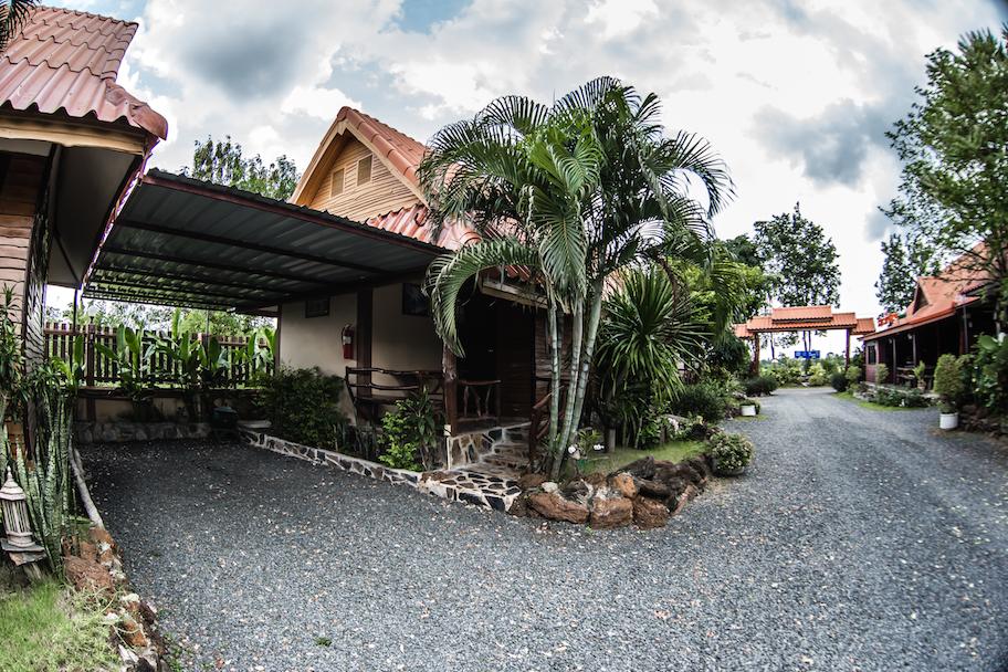 Ngoại cảnh khách sạn