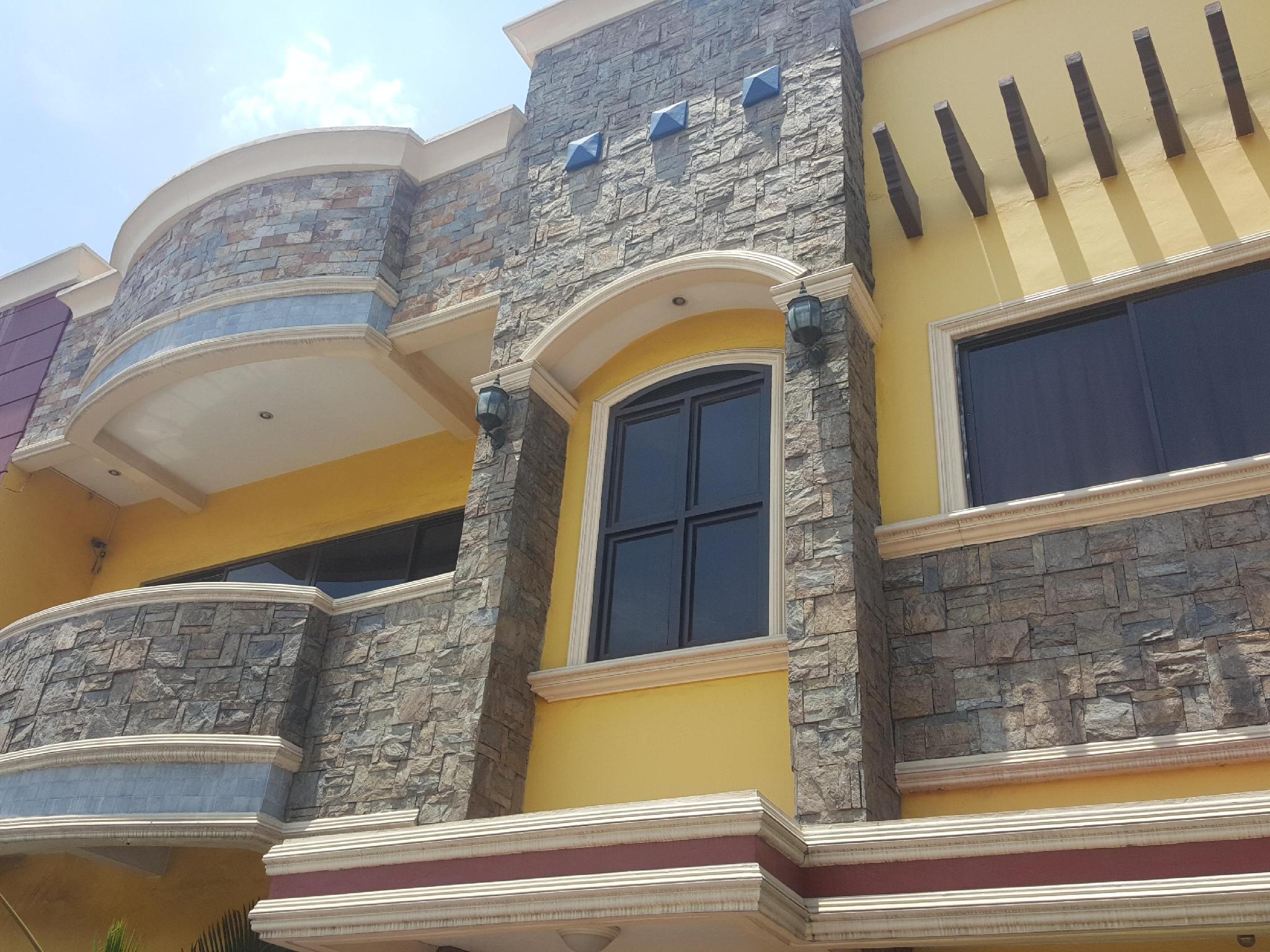 Ngoại cảnh khách sạn