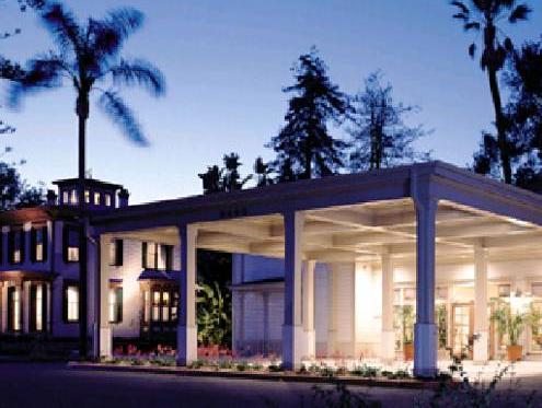 Ngoại cảnh khách sạn