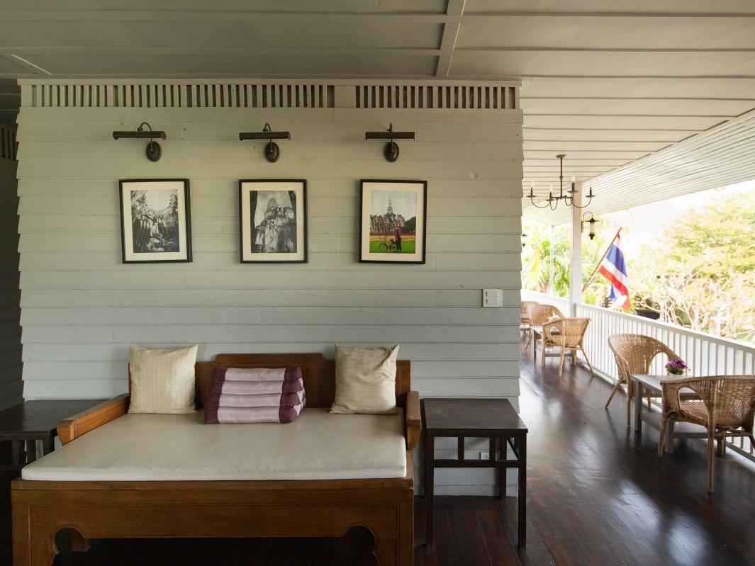 Ngoại cảnh khách sạn