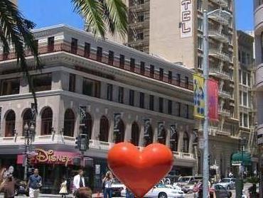 Ngoại cảnh khách sạn