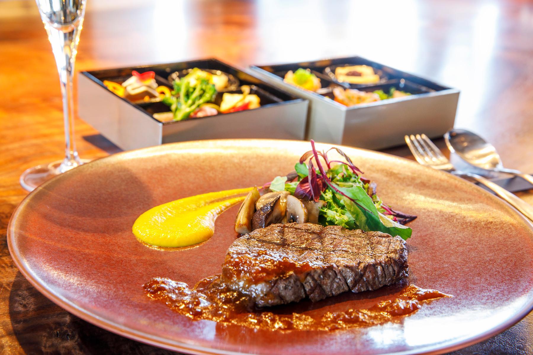 Đồ ăn và thức uống