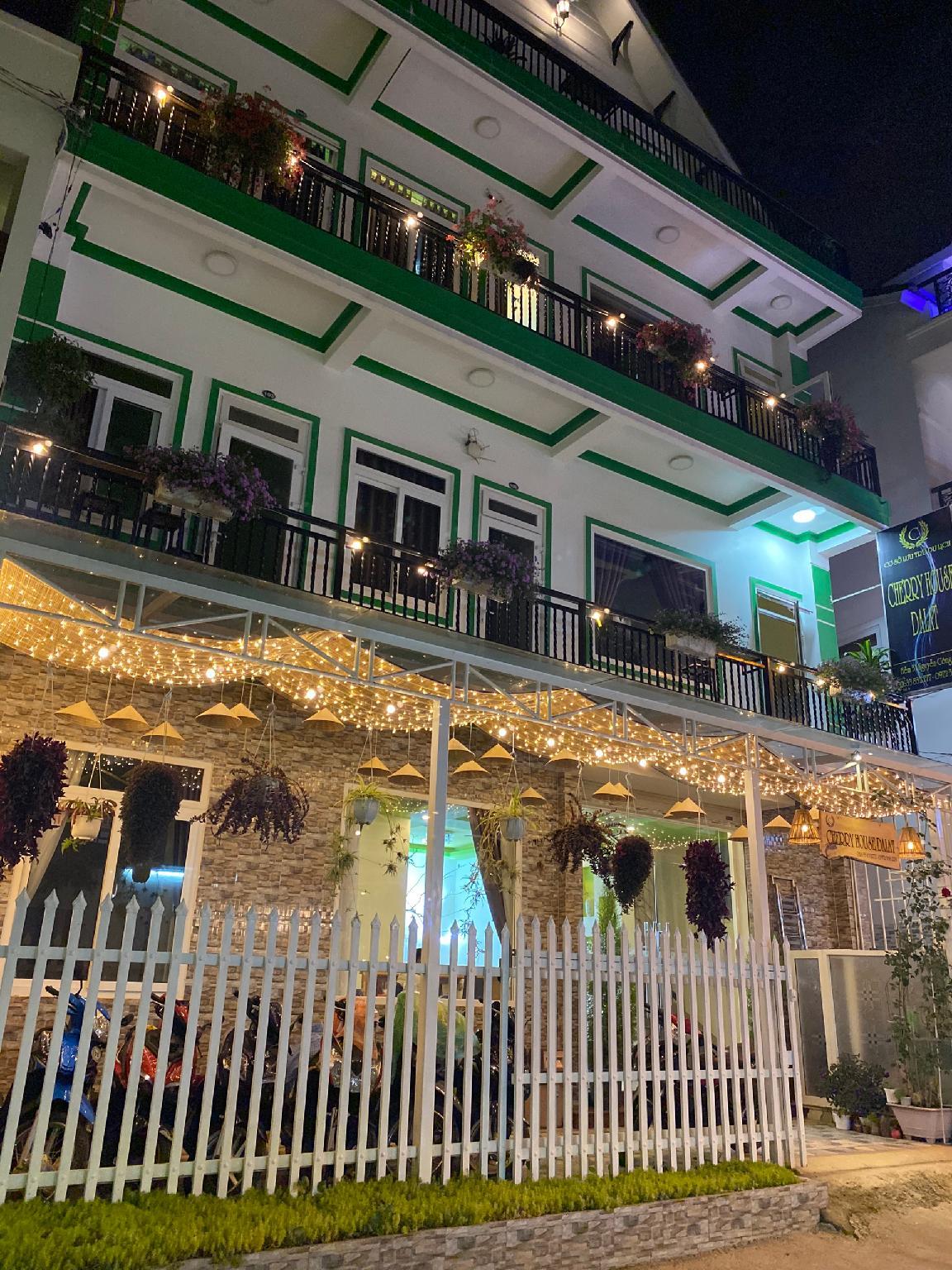 Ngoại cảnh khách sạn