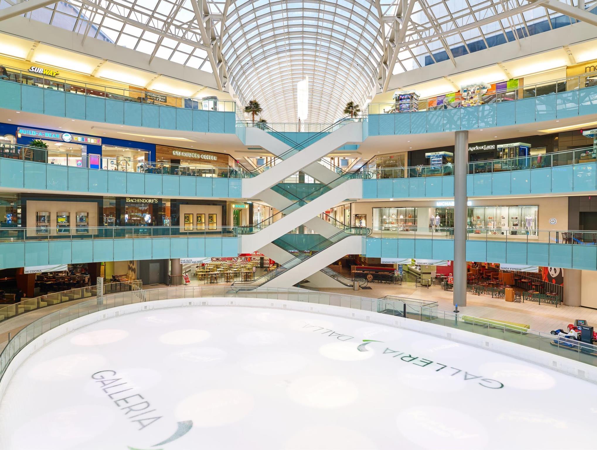 Nơi tham quan gần đây