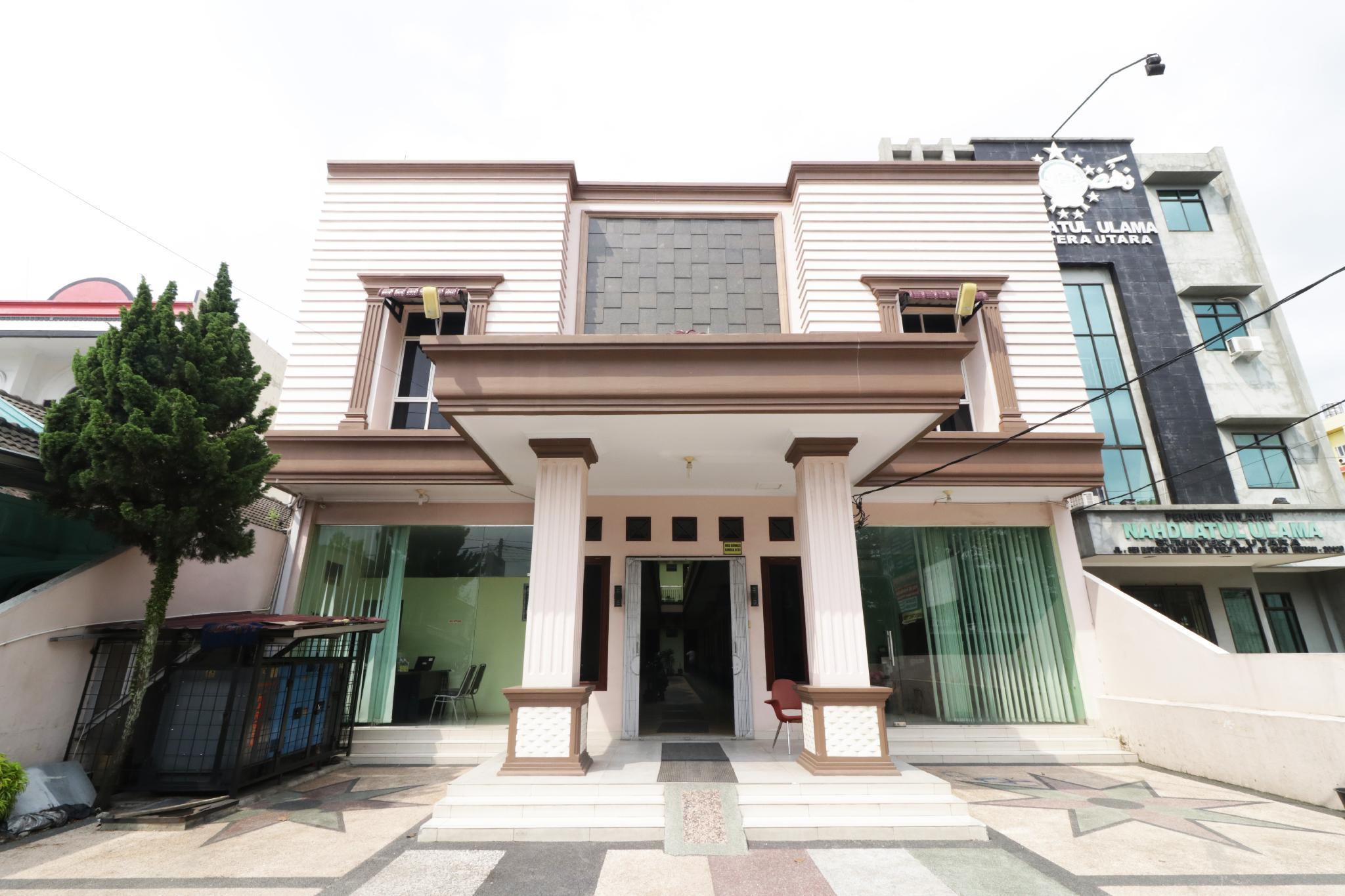 Ngoại cảnh khách sạn