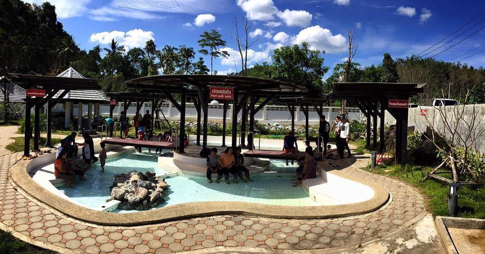 Nơi tham quan gần đây