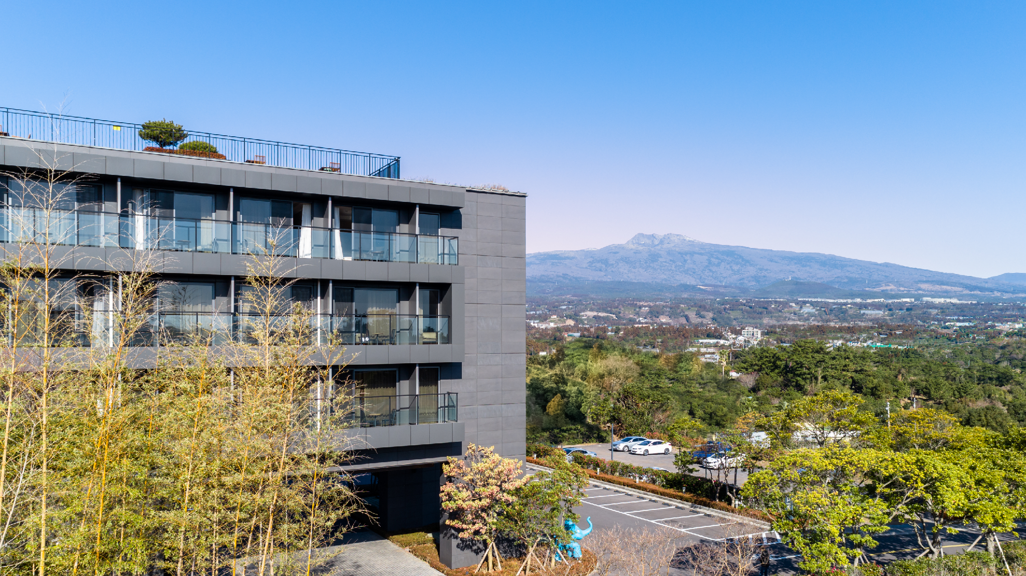 Ngoại cảnh khách sạn