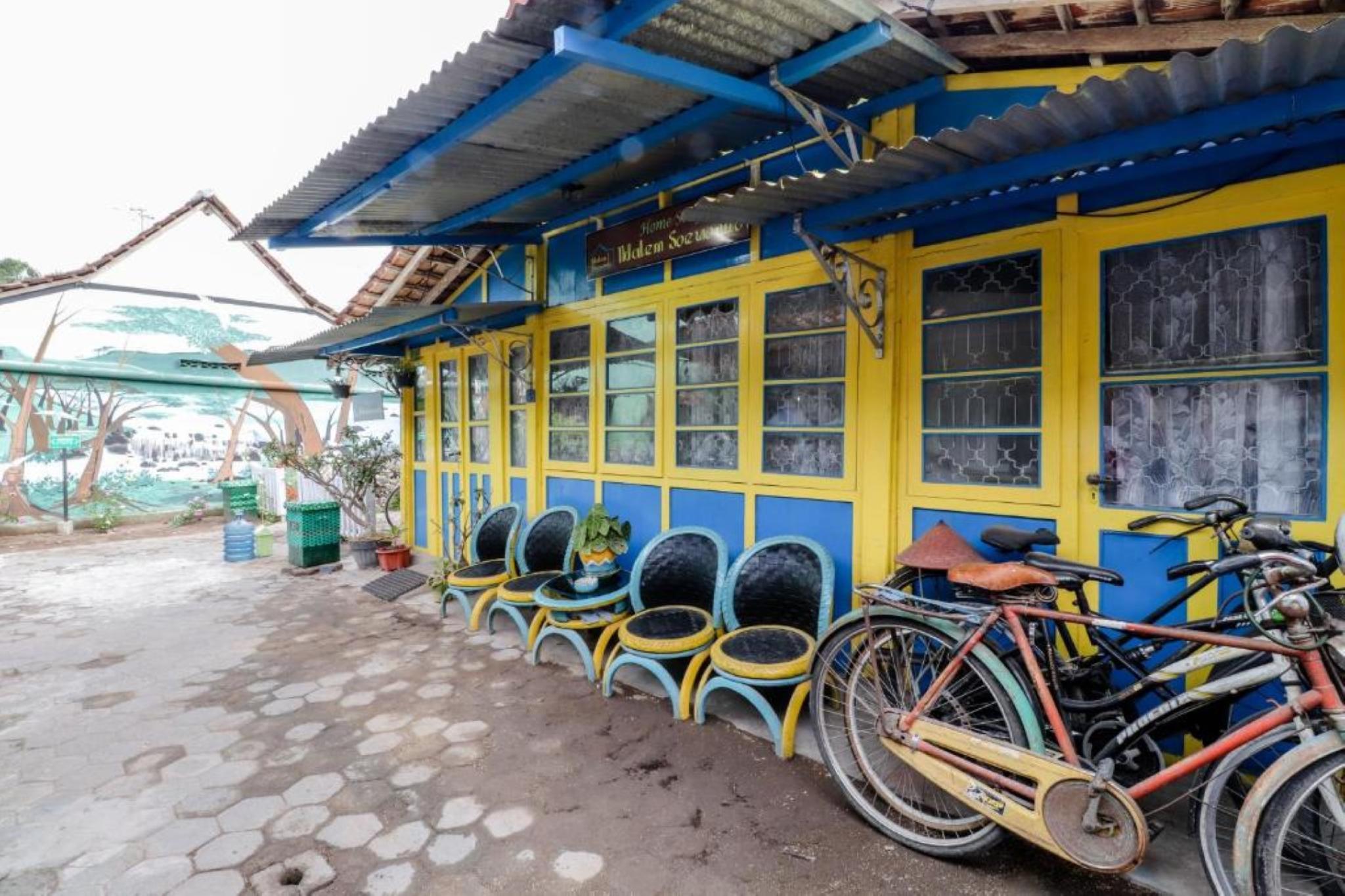 Ngoại cảnh khách sạn